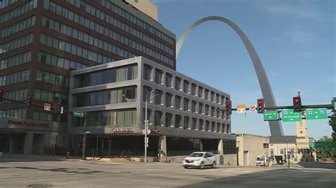 Downtown St. Louis visitors worried following brazen carjacking